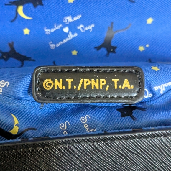 Sailor Moon Luna Black Faux Leather Crossbody Bag - Picture 6 of 7